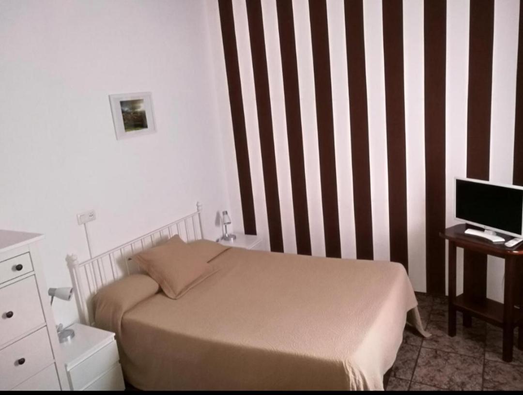 Hotel Solatorre Комільяс Екстер'єр фото